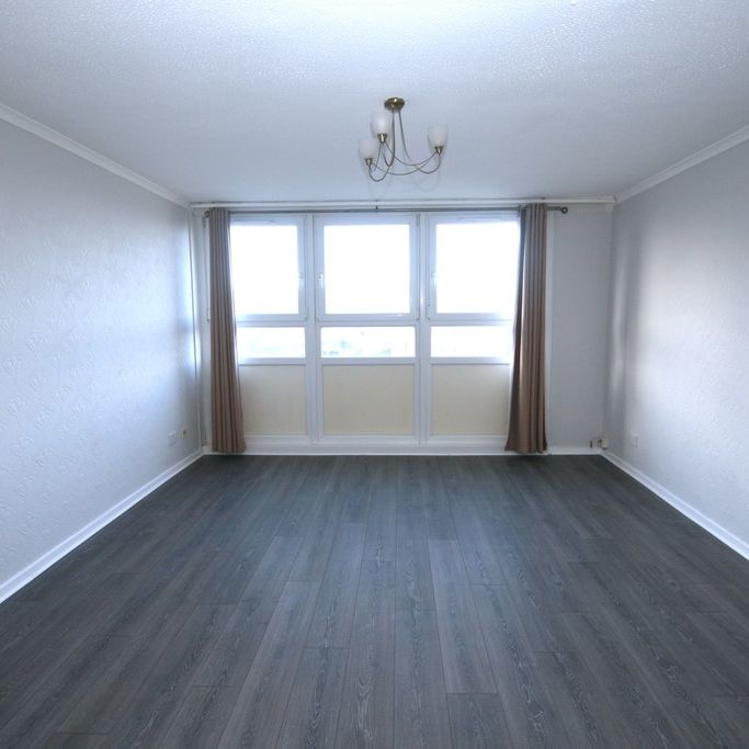 Dundasvale Court, Bright & Spacious 2 Bedroom Unfurnished Apartment, Cowcaddens- 20/01/2026 - Photo 1
