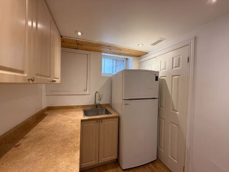 For Lease - 165 Carlson Drive Unit# Lower, Newmarket, Ontario - Photo 5