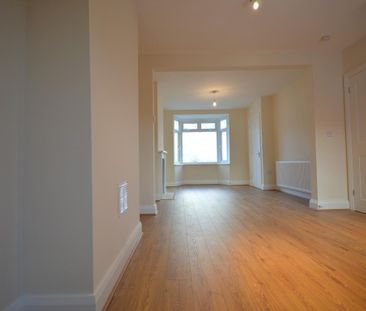 3 bedroom terraced house to rent - Photo 2