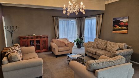 One Bedroom Fully Furnished - Photo 2