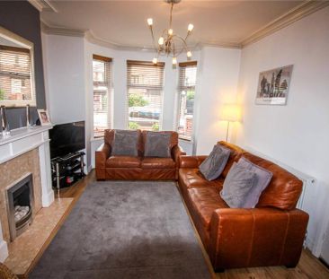 3 bedroom end of terrace house to rent - Photo 2