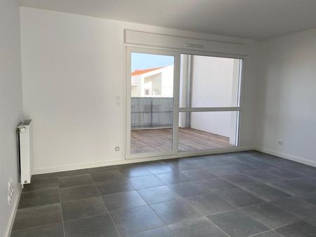 APPARTEMENT T3 71M - Photo 5
