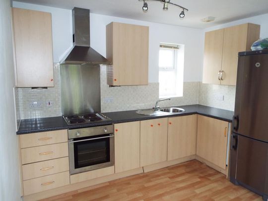 2 bedroom flat to rent - Photo 1
