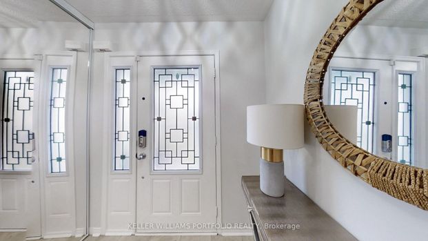 For Lease - 773 Miller Park Avenue, Bradford West Gwillimbury, Ontario - Photo 1