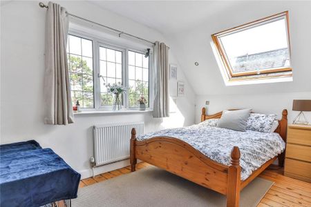 4 bedroom detached house to rent - Photo 4