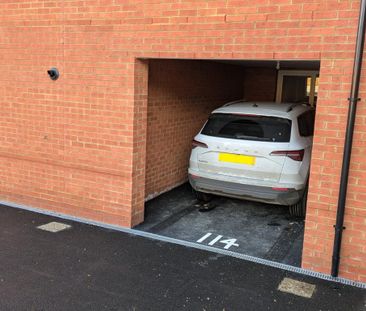 2 bedroom apartment to rent - Photo 4