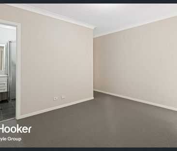 FOUR BEDROOM HOME PERFECT FOR THE FAMILY! - Photo 6