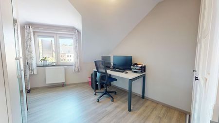 Appartement te huur - Foto 2