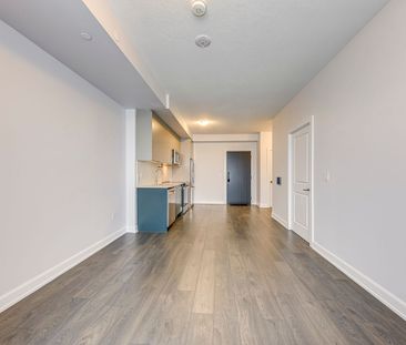 For Lease - 3200 William Coltson Avenue Unit# 913, Oakville, Ontario - Photo 2