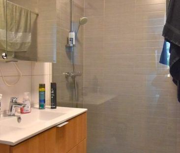 Appartement te huur in Sint-Jans-Molenbeek voor € 925 met 1 slaapkamer - Photo 5