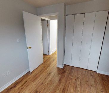 Three Bedroom Townhouse - Photo 4