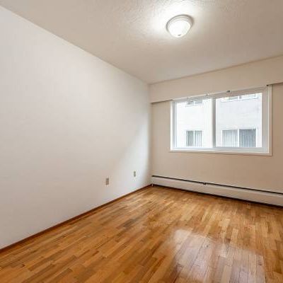 Savannah House - 1 Bedroom - Available Now - Photo 4