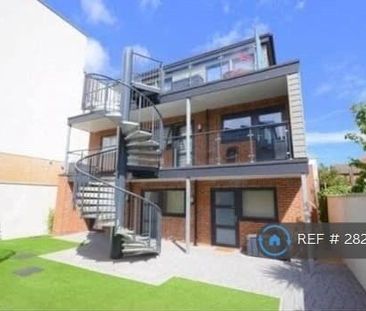 Studio to rent - Photo 6