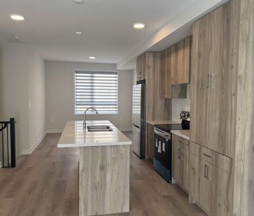 For Lease - 26 Lewis Craigie Lane, Richmond Hill, Ontario - Photo 6