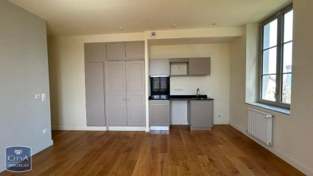 Appartement à louer 3 pièces 73.36m² - Photo 2