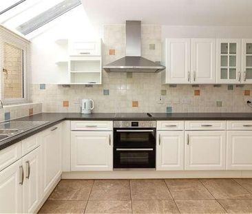 Medbourne - A Truly Immaculate Bedroom Execuitve Mews Style Home, MK5 - Photo 5