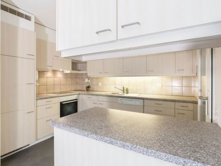 "5.5-Zimmerwohnung mit Gartenschwimmbad" - Foto 5