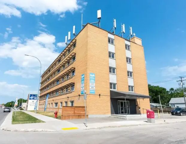 2075 Portage Avenue | 2075 Portage Avenue, Winnipeg - Photo 1