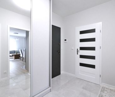 Nowe,umeblowane 2 pokoje 53m2 z balkonem i garażem 53.3 m² - Photo 1