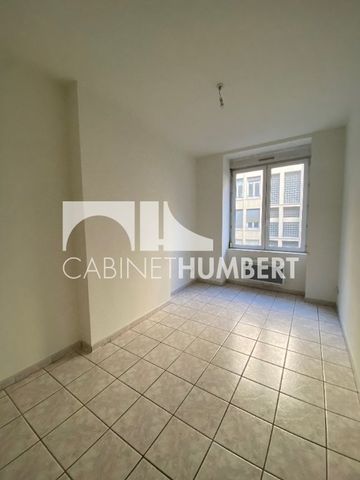 Location Appartement 2 pièces 43m² ST ETIENNE 42000 - Photo 2