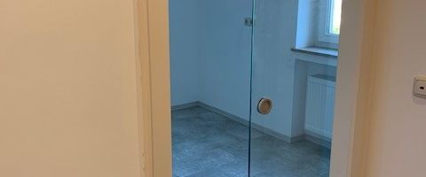 Erstbezug nach Renovierung ... Großzügige Wohnung mit überdachtem Balkon - Foto 1