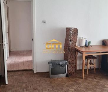 Apartament 2 camere de inchiriat Zona Centrala, etaj 4/4 - Fotografie 4