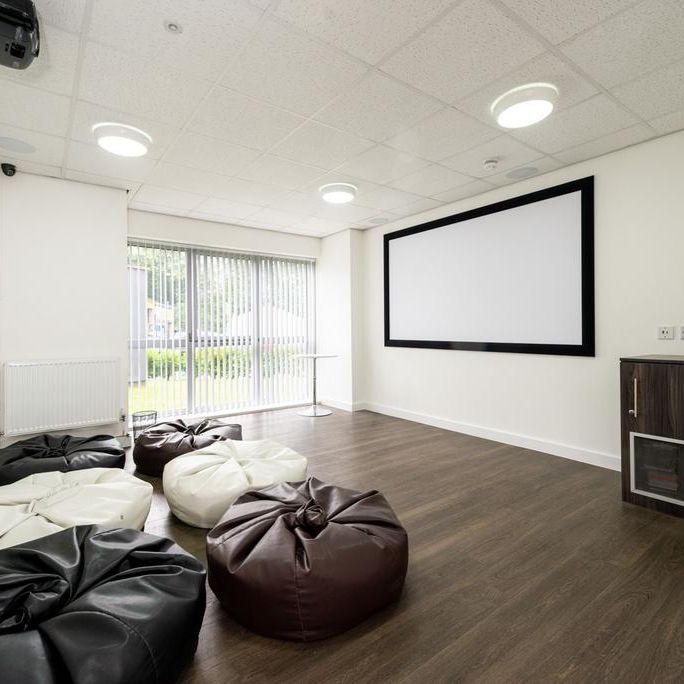 Studio to rent - Photo 1