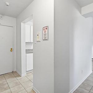 1865 Rue Saint Louis (Gatineau) Super Appartement 5 1/2, Dans Un Quartier Résidentiel Familial - Photo 2