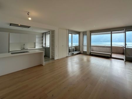 RAFFINATO APPARTAMENTO RISTRUTTURATO CON MAGNIFICA VISTA LAGO - Foto 4