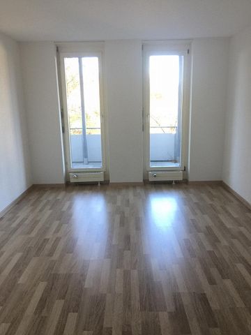 Helle 4.5-Zimmer-Wohnung mit Wintergarten im beliebten Breitequartier! - Photo 4