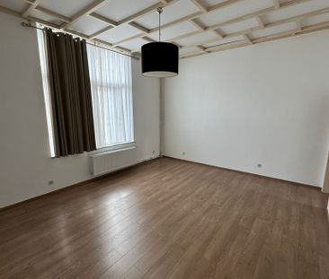 Saint-Gilles, Grand appartement de 100m2 d'une chambre rénové - Photo 1