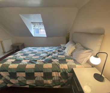 1 bedroom in a house share to rent - Photo 5
