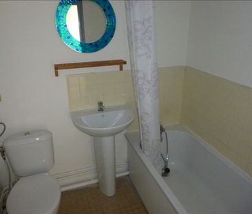 Location Appartement 1 pièce 30m² - Photo 2