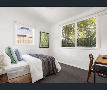 SPACIOUS 3/4 BEDROOM HOUSE IN GREAT LOCATION - Photo 6