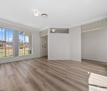 11 Port Macquarie Avenue, Hoxton Park, NSW 2171 - Photo 3