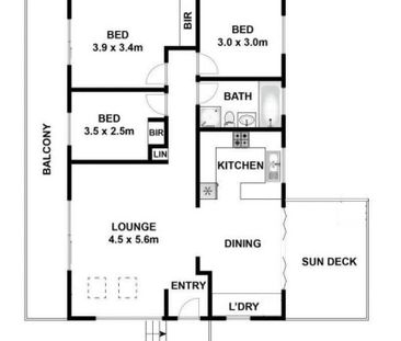 Pet-friendly, three-bedroom upper duplex. - Photo 4