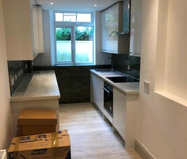 2 Bed Flat, Belmont, BN1 - Photo 5