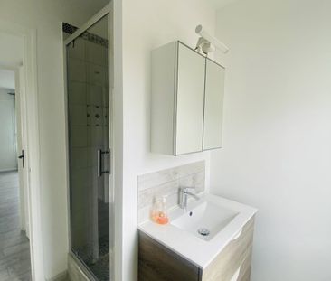 Location Appartement 4 pièces 66m² REIMS 51100 - Photo 3