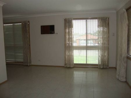 Neat & Tidy Home in a Great Location - Photo 4