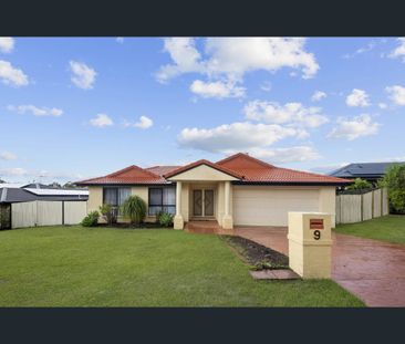 20 Hanby Ct, Edens Landing, Qld 4207 - Photo 2