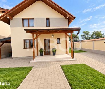 Casa individuala la prima inchiriere 4 camere terasa curte Sura Mica - Photo 2