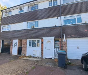 House share to rent - Photo 2