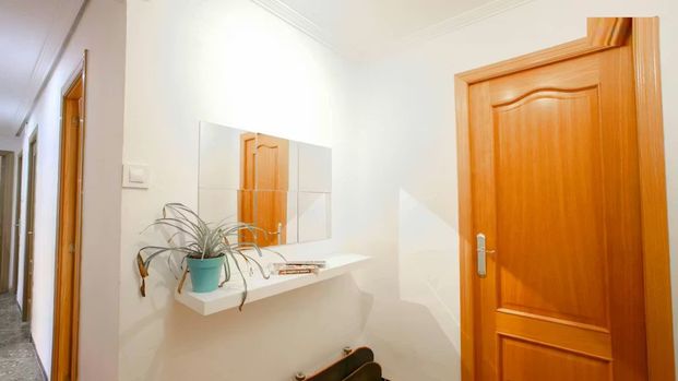 Carrer del Submarí, Valencia, Valencian Community 46009 - Photo 1