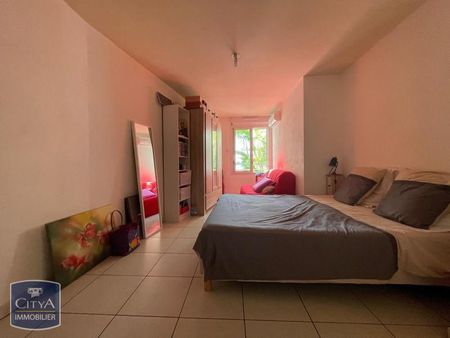 Location Appartement 2 pièces 66m² ST DENIS 97400 - Photo 4