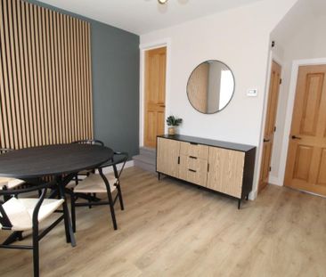 2 bedroom terraced house to rent - Photo 4