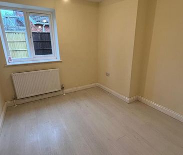 3 bedroom detached bungalow to rent - Photo 6