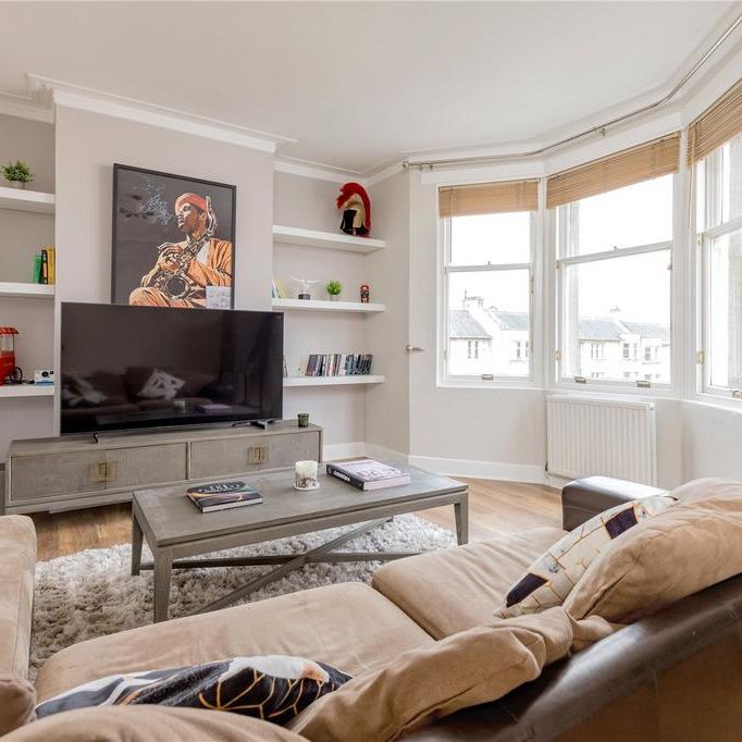 3 bedroom apartment to rent - Photo 1