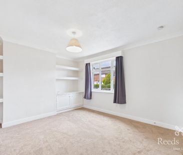 2 bedroom end of terrace house to rent - Photo 4