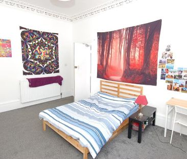 4 bedroom flat to rent - Photo 6