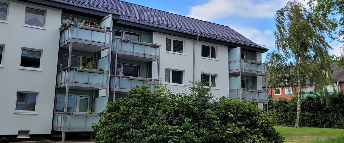 Freundliche, helle 2,5 Zimmer-Wohnung mit großzügigem Balkon - 25335 Elmshorn - Foto 1